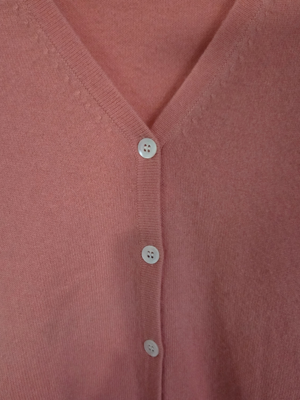 100% Cashmere TSE Women's Coral V-Neck Button Front Cardigan Sweater - Picture 2 of 5